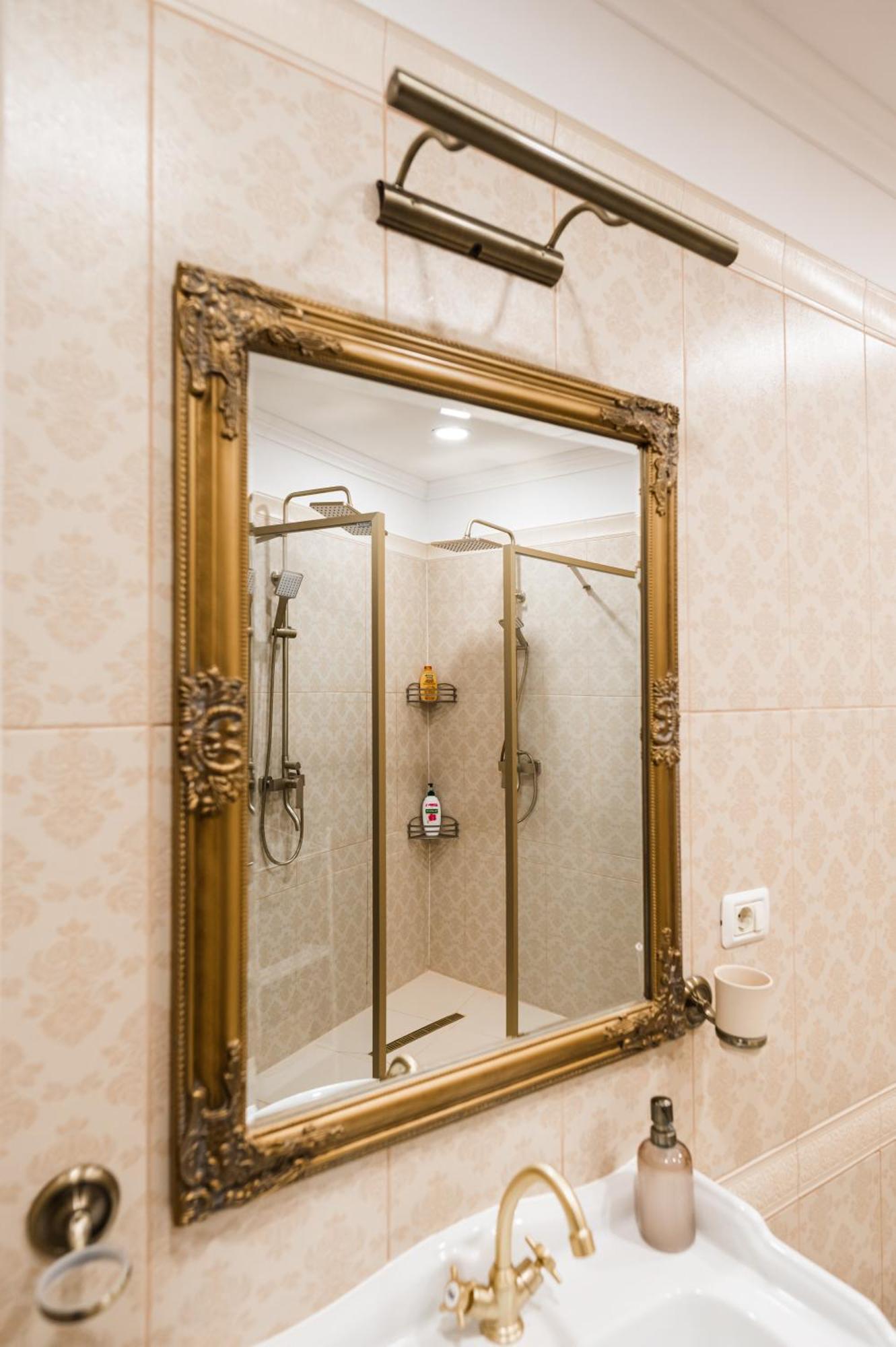 Appartement Apollonia Estate Old Town Big And Luxurious à Braşov Extérieur photo