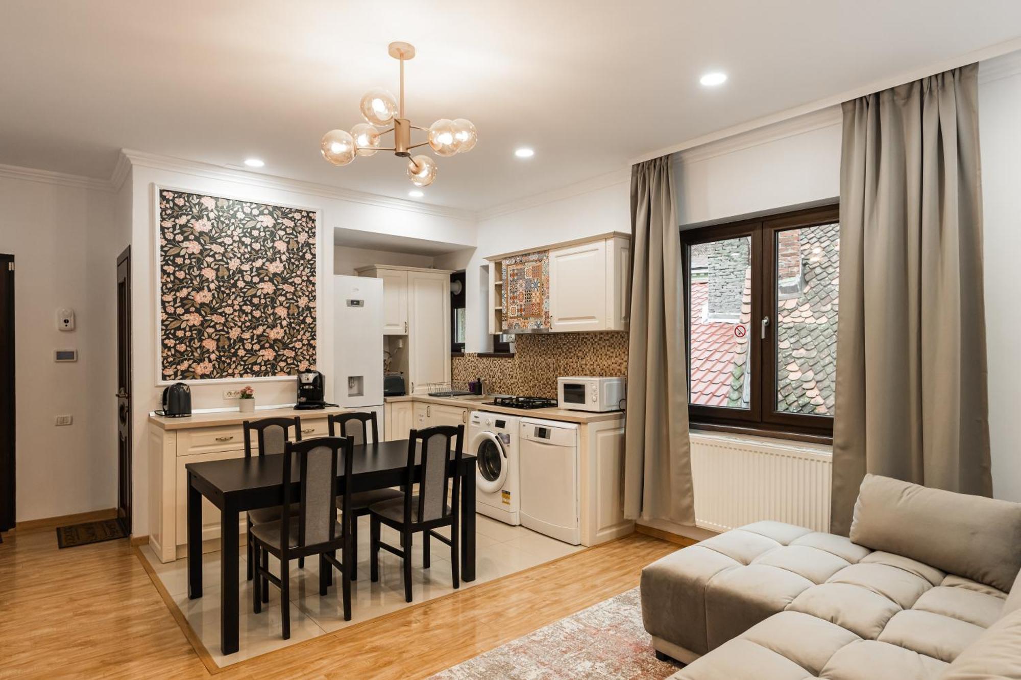 Appartement Apollonia Estate Old Town Big And Luxurious à Braşov Extérieur photo