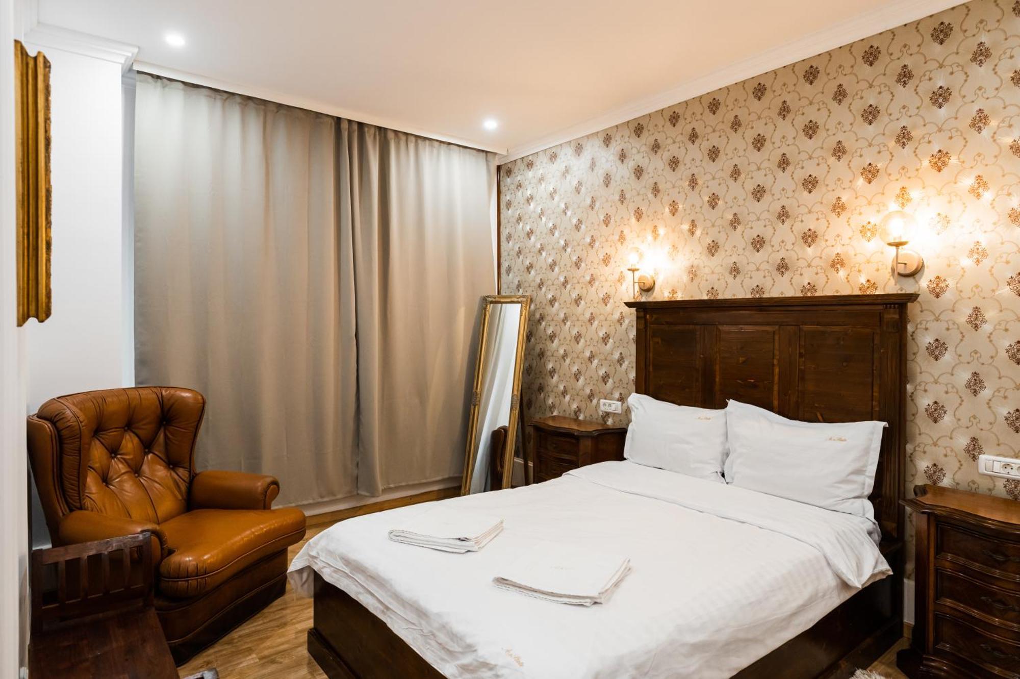 Appartement Apollonia Estate Old Town Big And Luxurious à Braşov Extérieur photo