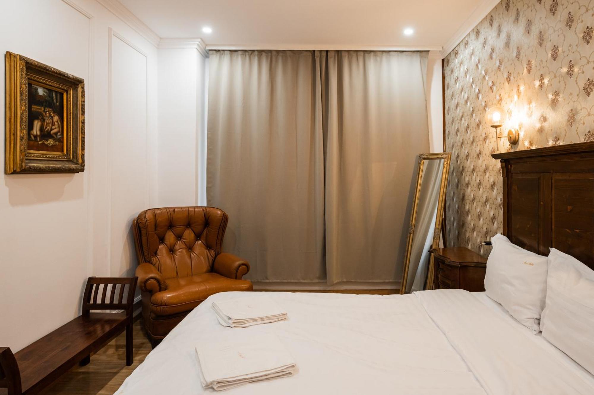 Appartement Apollonia Estate Old Town Big And Luxurious à Braşov Extérieur photo